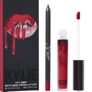 Kylie Jenner Velvet liquid lipstick & lip liner